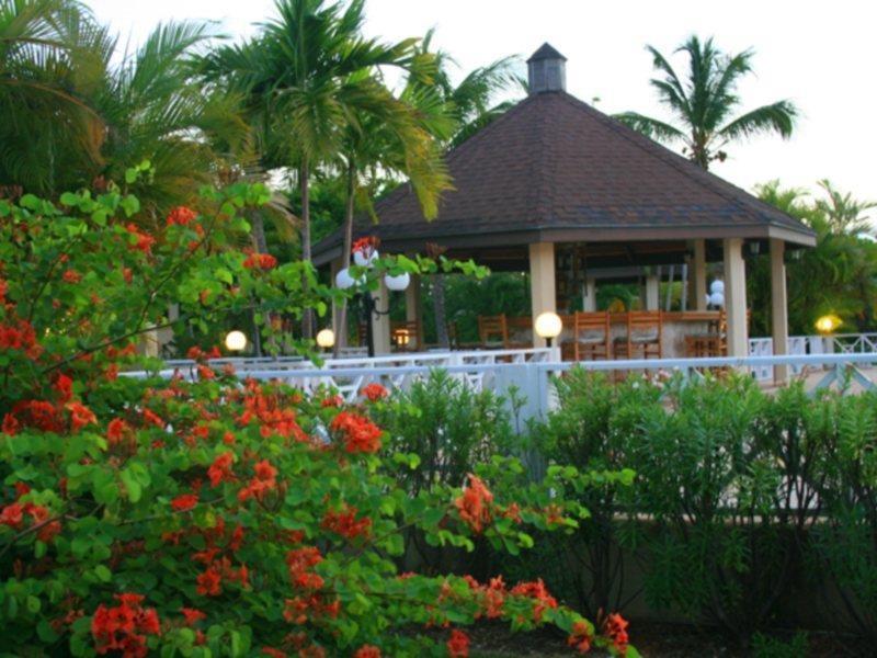 Paradise Cove Resort Long Bay Village Restaurant photo